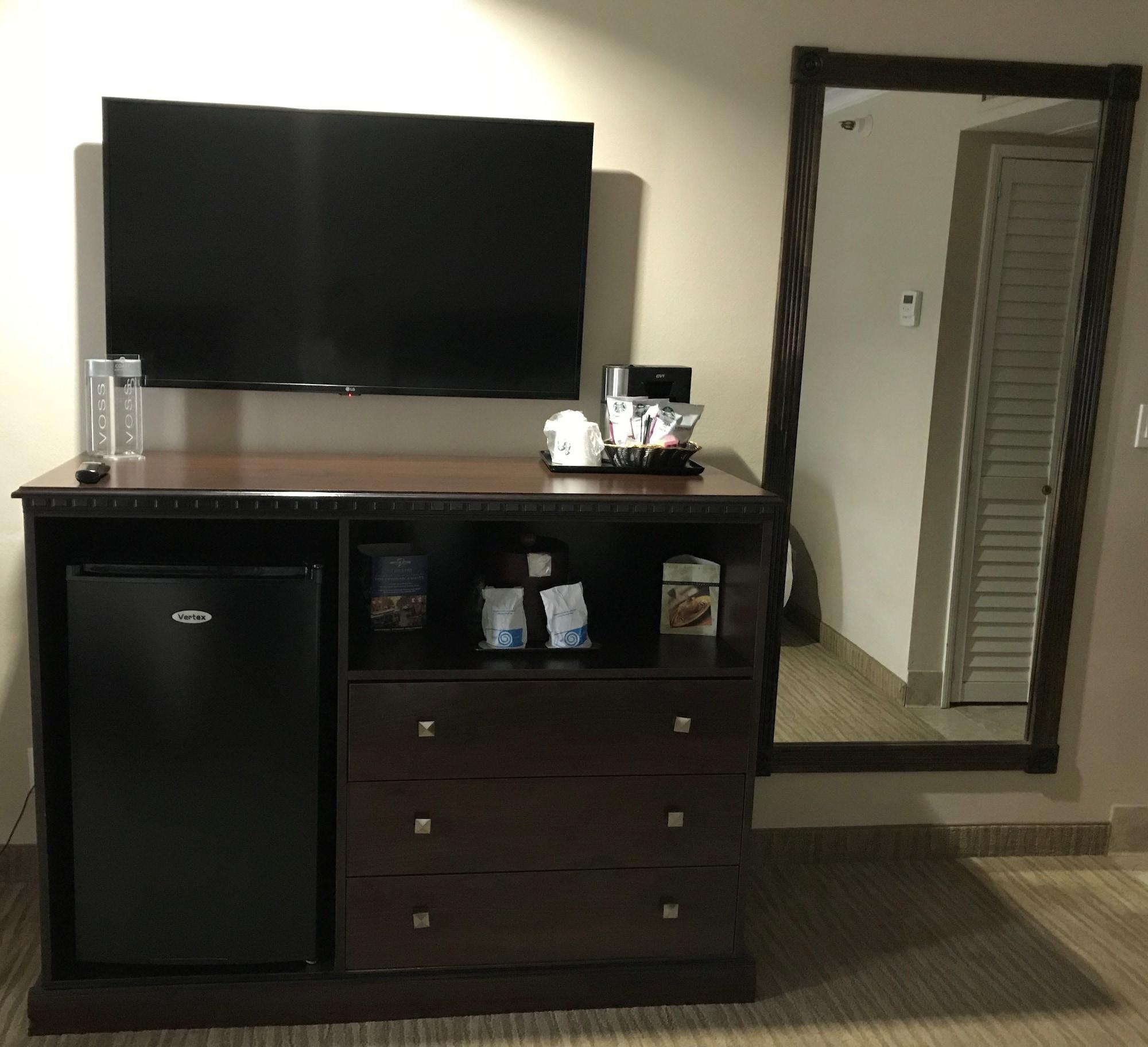 Coast Hotel 3*