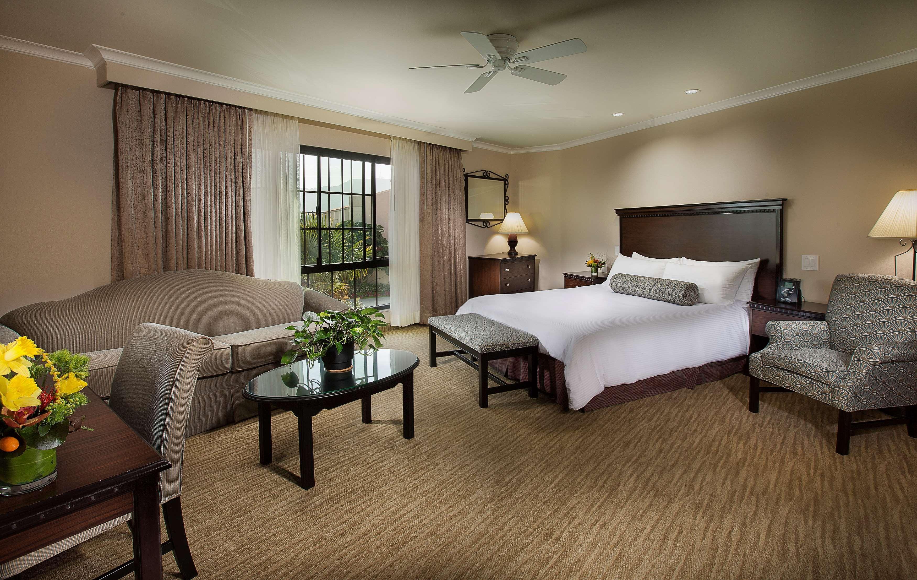 Hotel Coast 3*