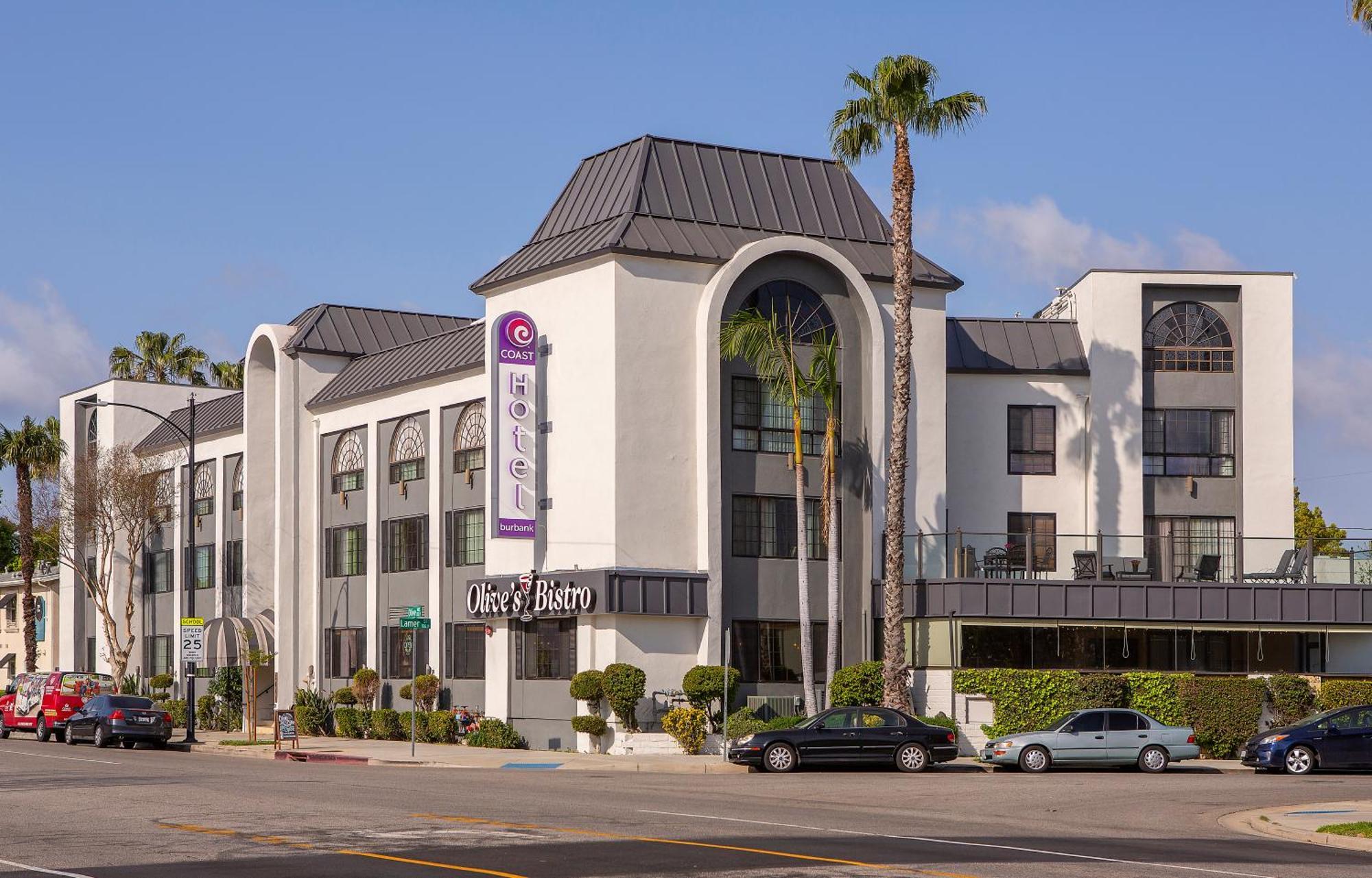 Coast Hotel 3*