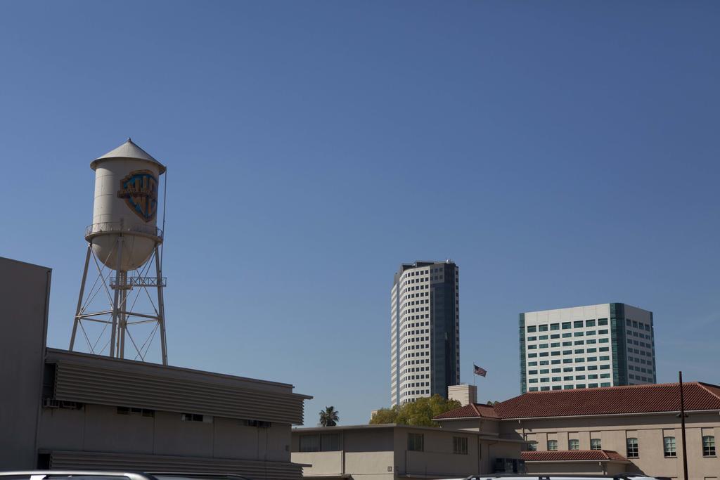 Coast 3* Burbank